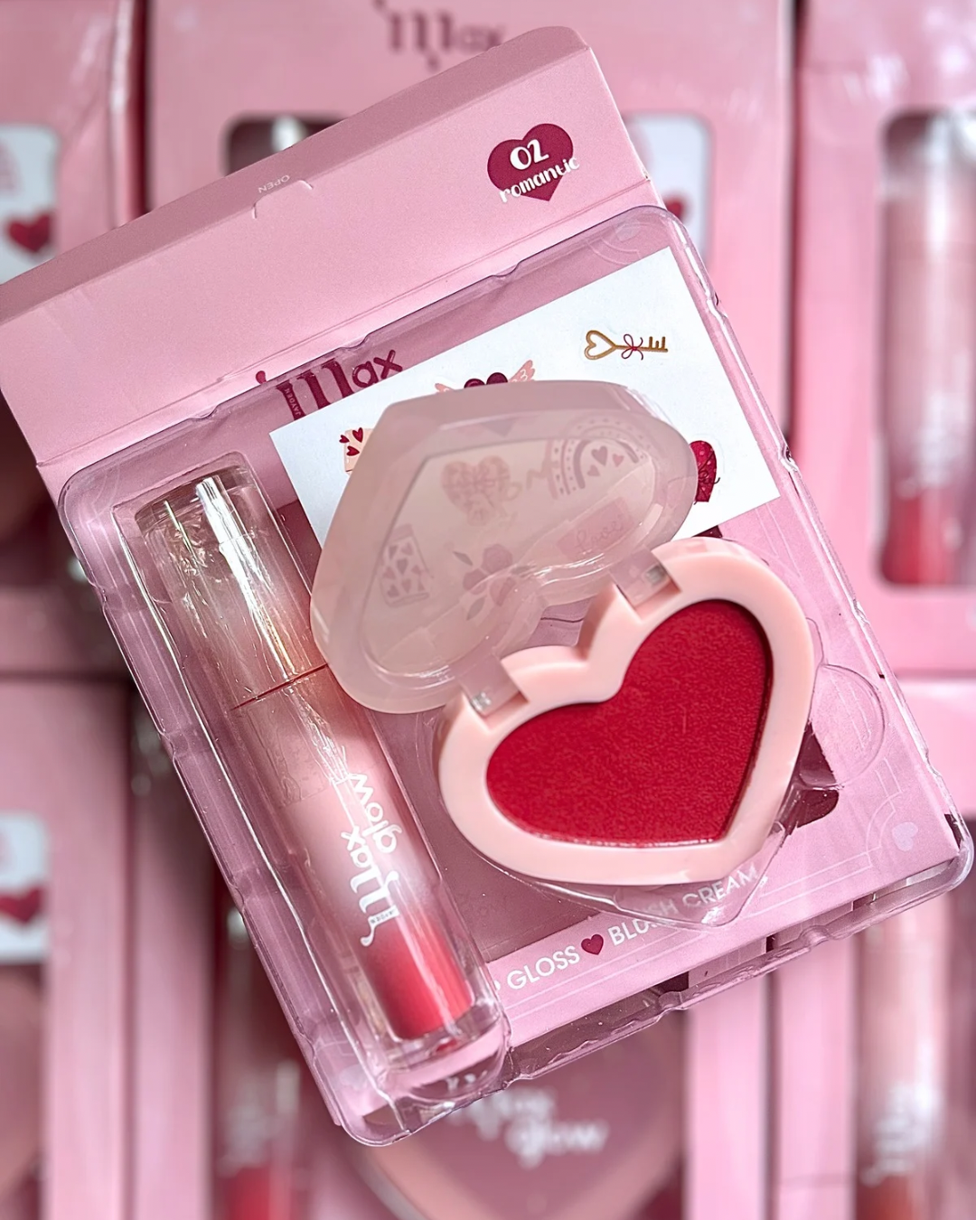 Set de regalo gloss + blush + obsequio MAXGLOW
