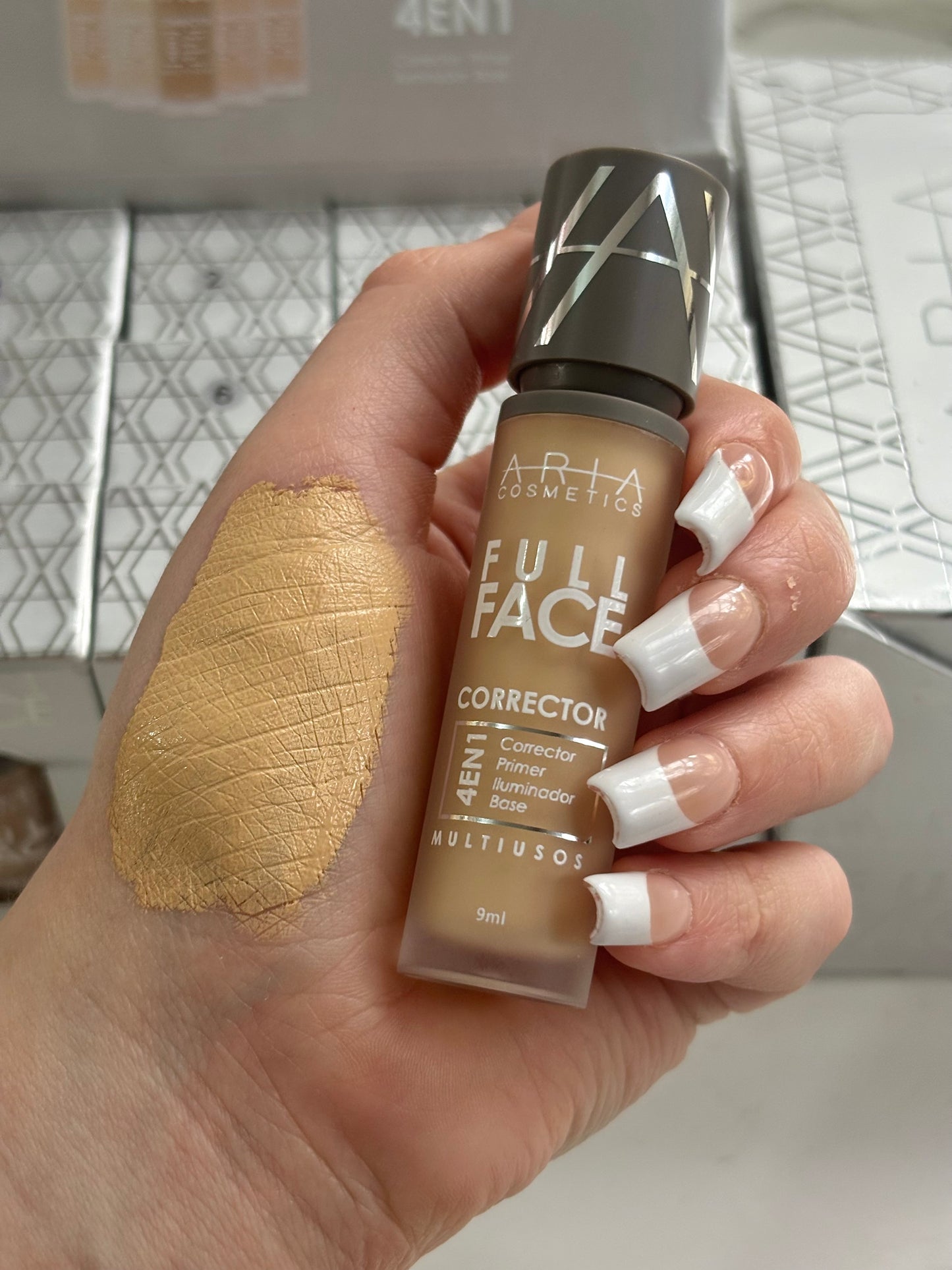 Corrector full face ARIA COSMETICS