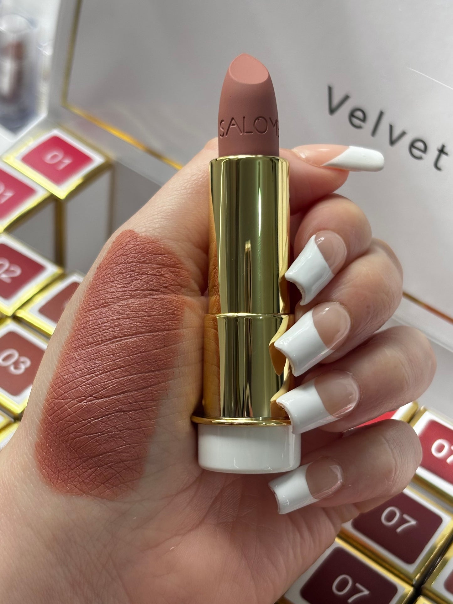Labial velvet matte SALOME
