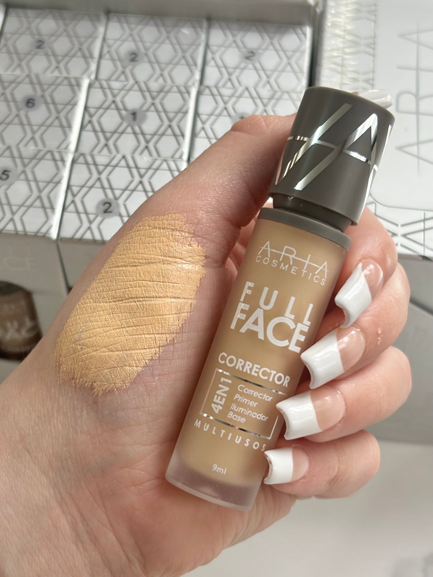 Corrector full face ARIA COSMETICS