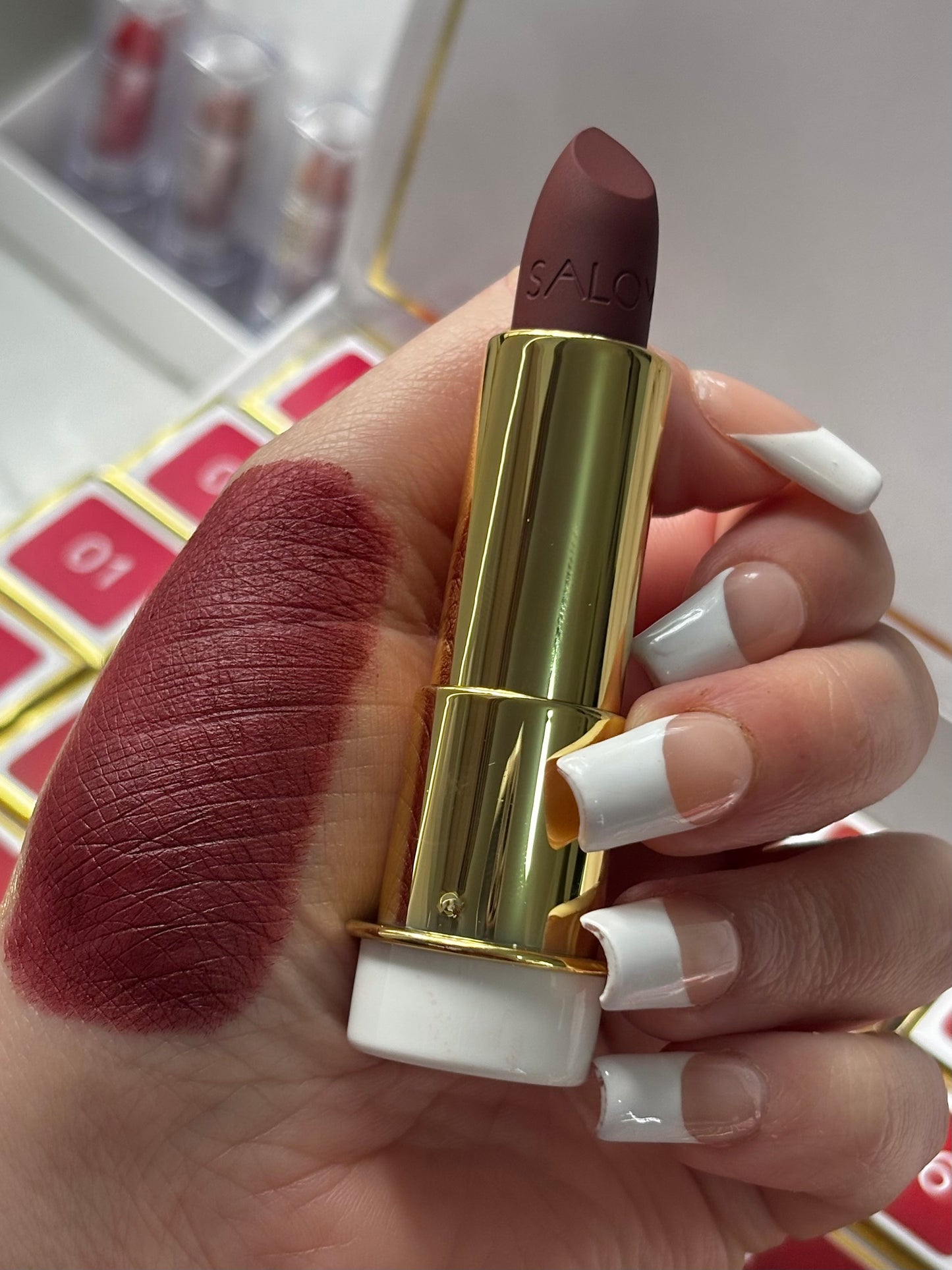 Labial velvet matte SALOME
