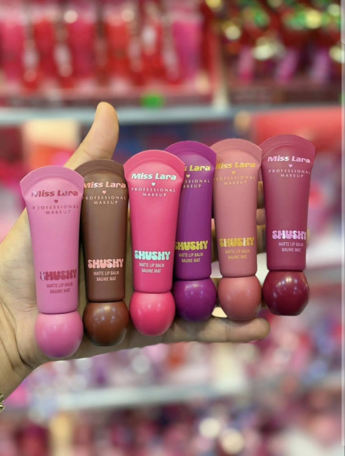 Hidratante de labios matte MISS LARA