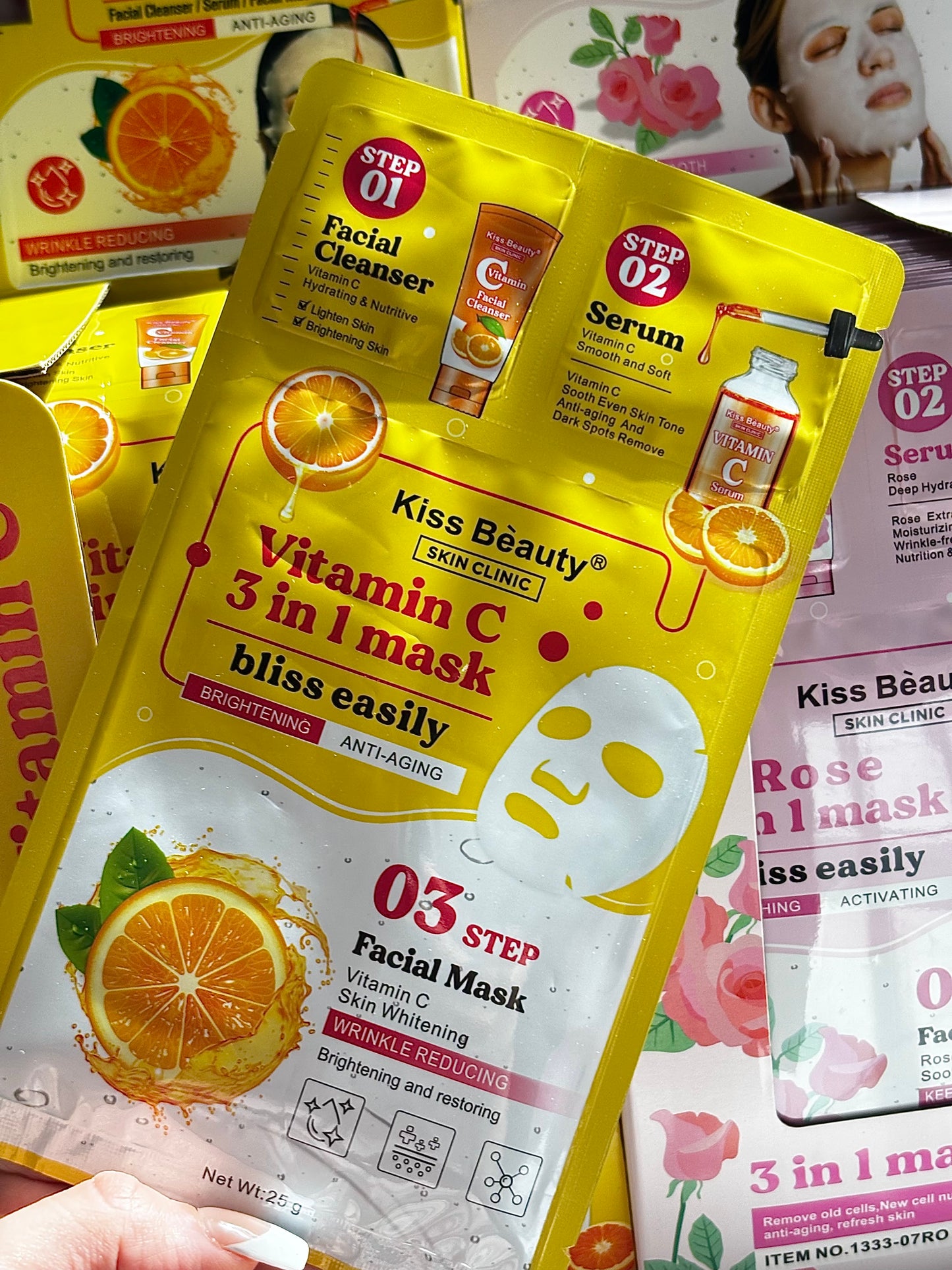 Set 3 en 1: mascarilla + limpiador facial + sérum de vitamina C KISS BEAUTY
