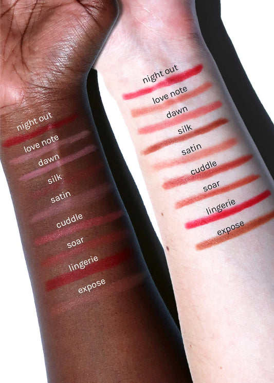Lapiz de labios retráctil AOA