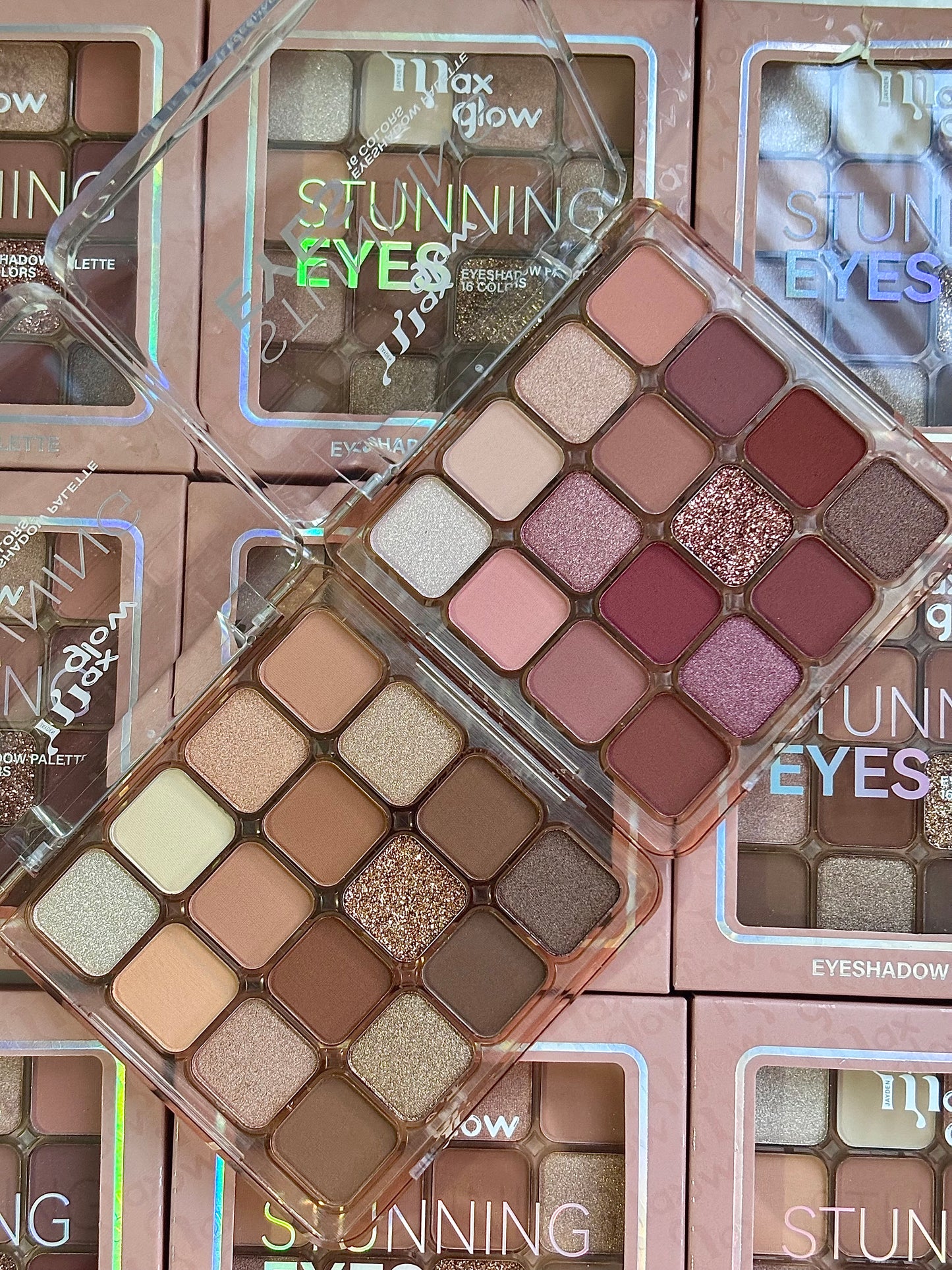 Sombras stunning eyes x16 MAXGLOW