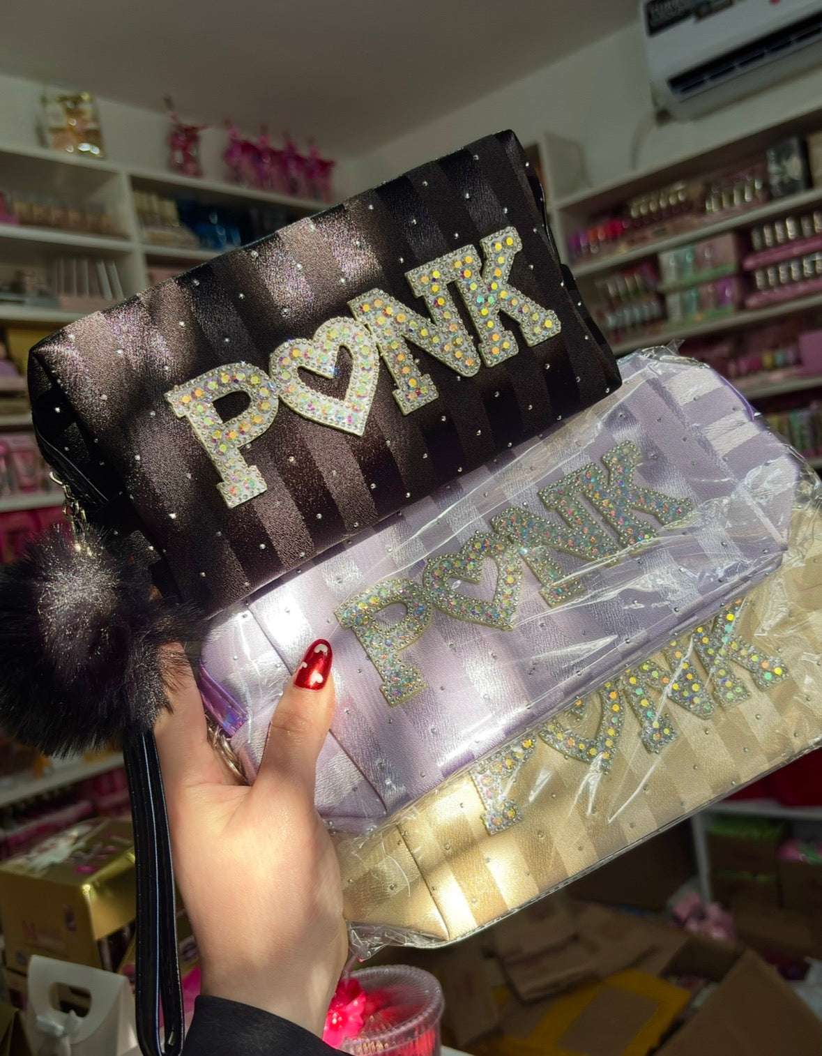Portacosmetico con pompom PINK