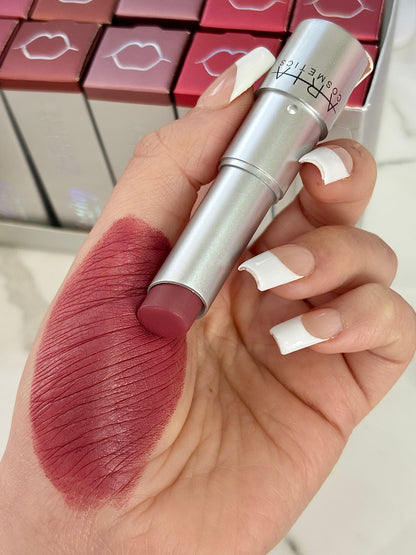 Labial en barra ARIA COSMETICS