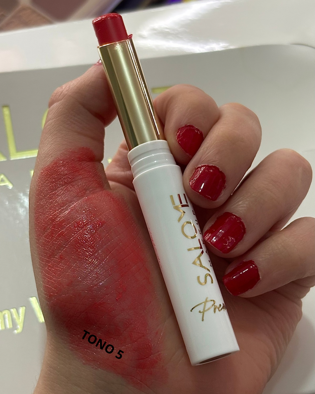 Balsamo labial tinta premium SALOME
