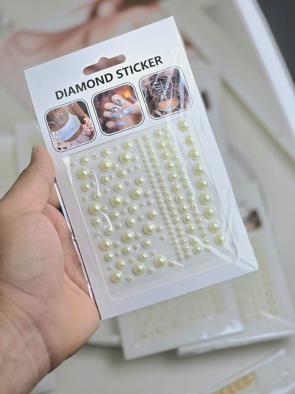 Gemas para el cabello, cara y uñas